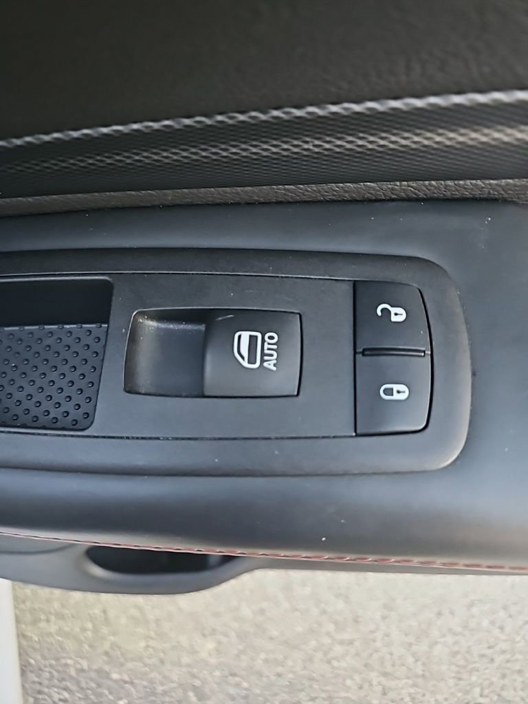 Used 2023 Dodge Durango GT image 37