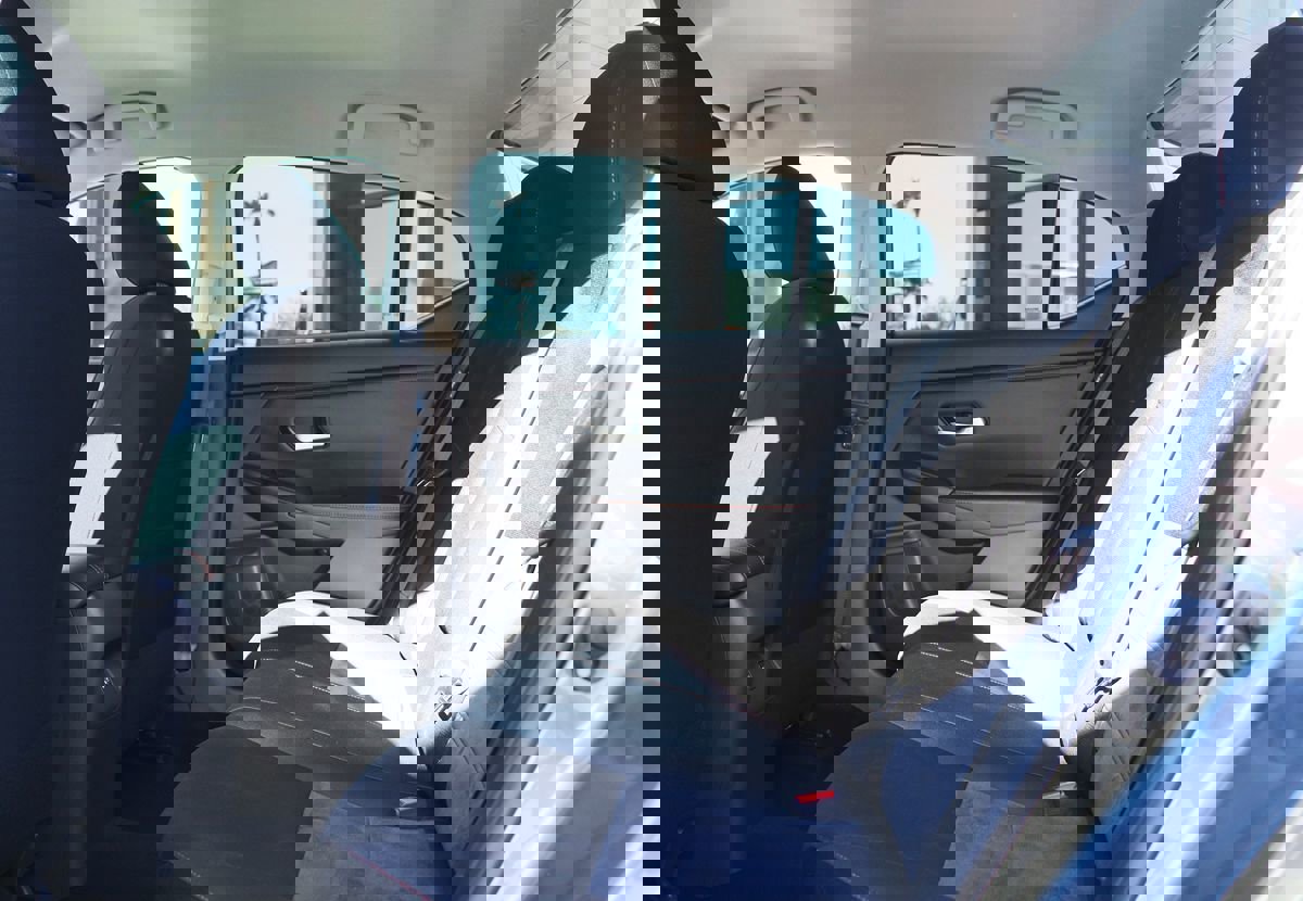 Used 2024 Nissan Sentra SR image 30