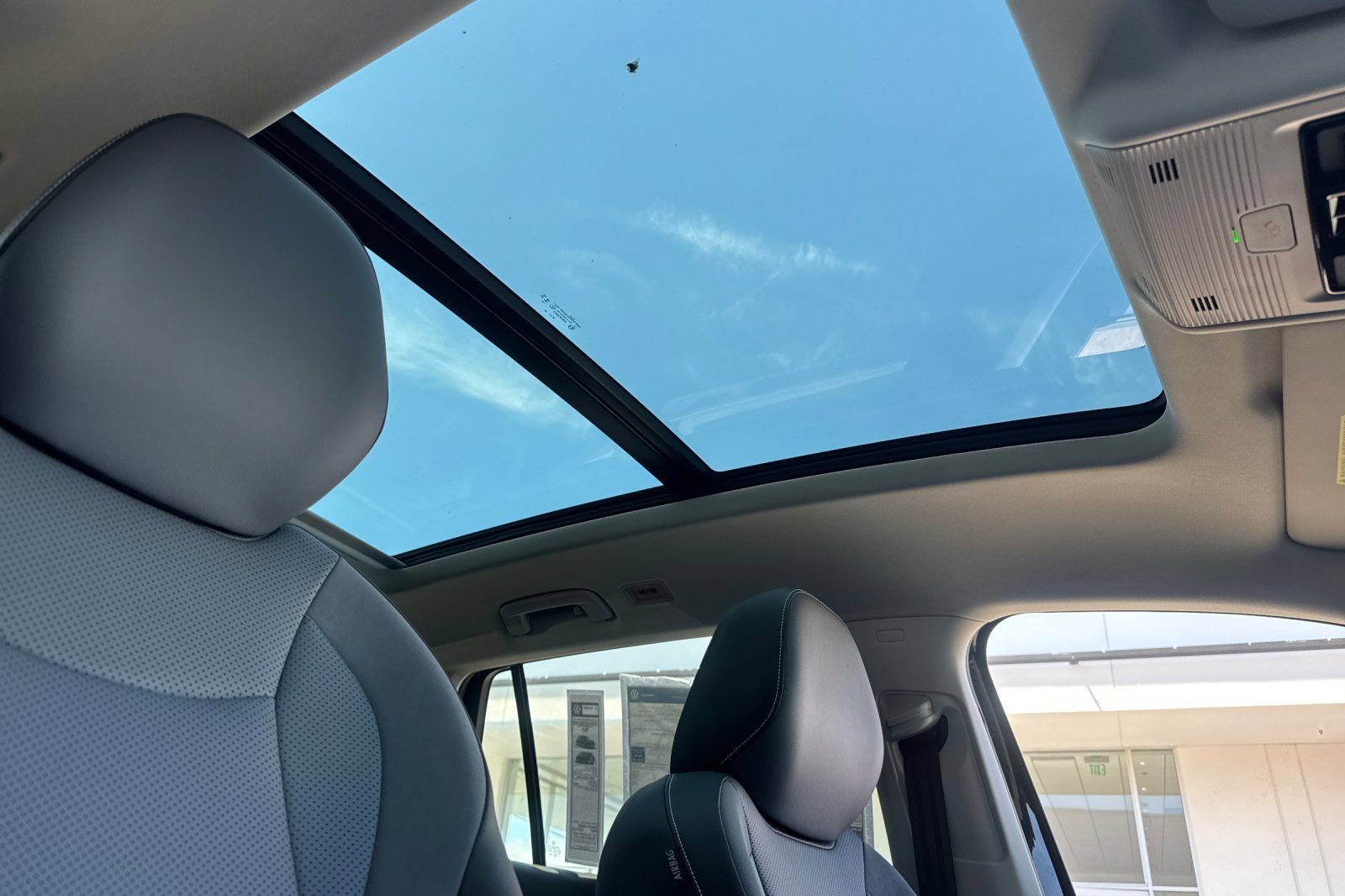 New 2026 Volkswagen Tiguan SE AWD/4WD image 17
