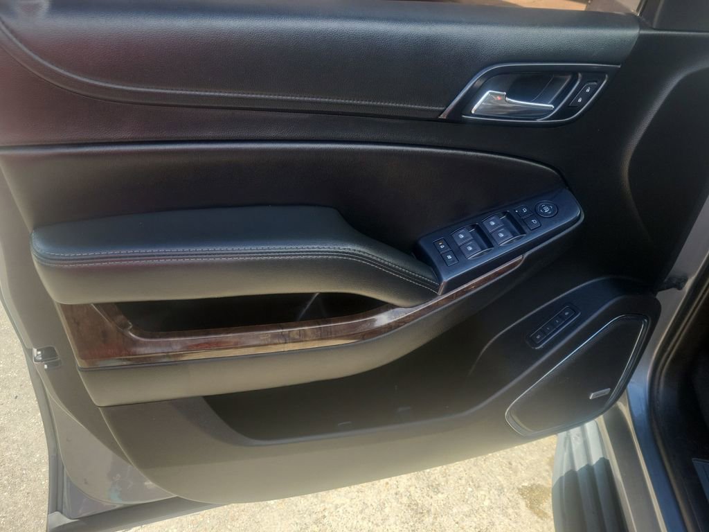 Used 2019 Chevrolet Tahoe LT image 13