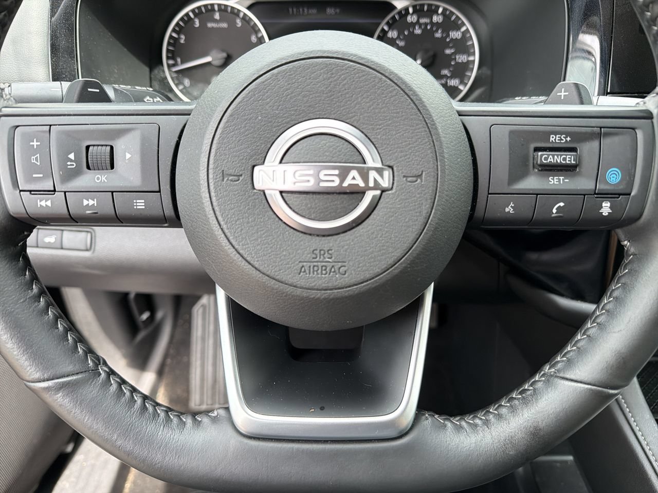 Certified 2025 Nissan Pathfinder SV FWD image 10