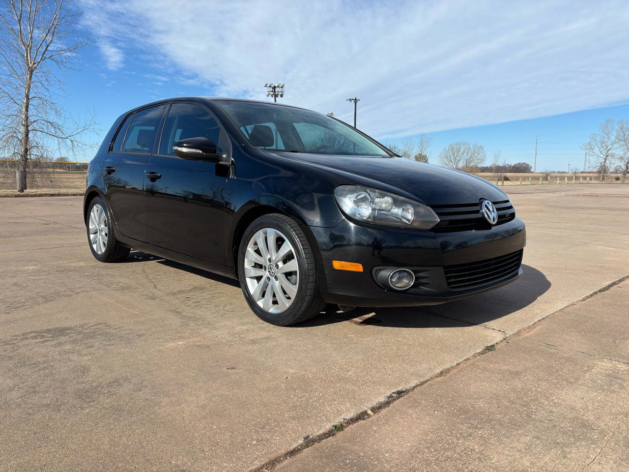 Used 2014 Volkswagen Golf TDI image 28