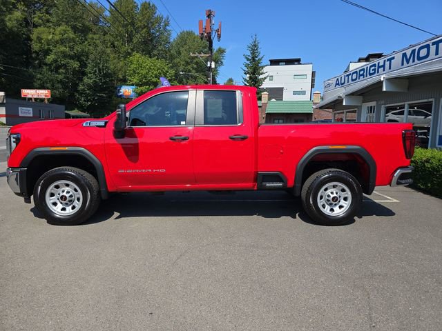 Used 2024 GMC Sierra 2500 Pro w/ Convenience Package image 3