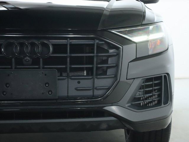 Used 2022 Audi Q8 Premium w/ Convenience Package image 41