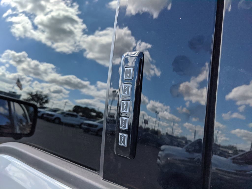 Used 2024 Ford F150 Lightning Platinum image 22