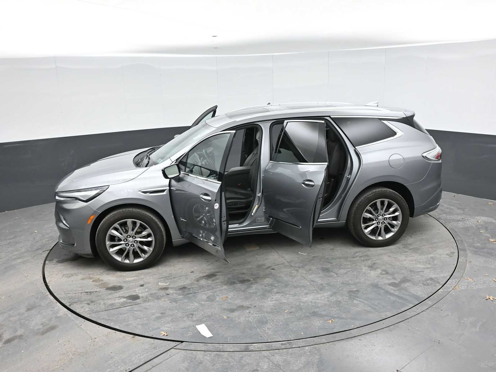 Used 2024 Buick Enclave Avenir AWD/4WD image 51