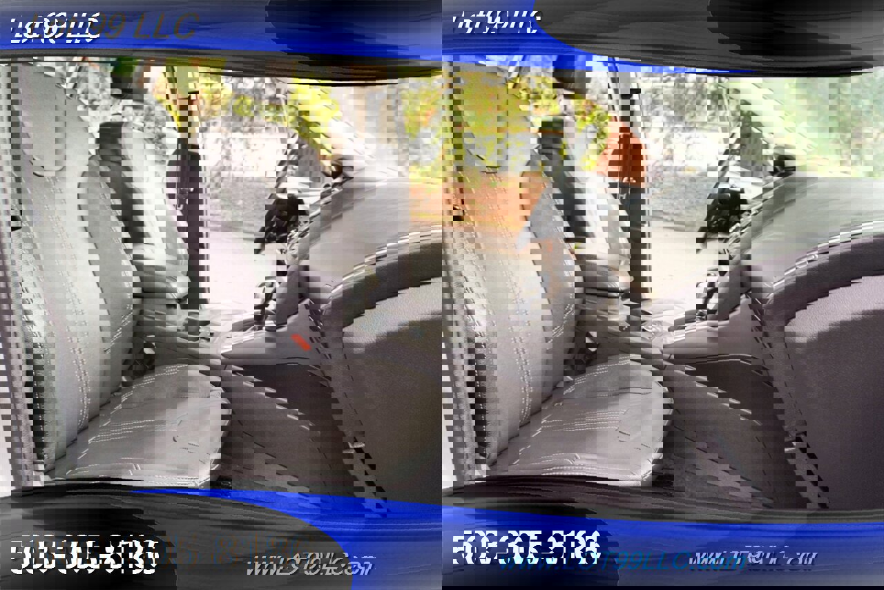 Used 2012 Ford Focus Titanium image 18