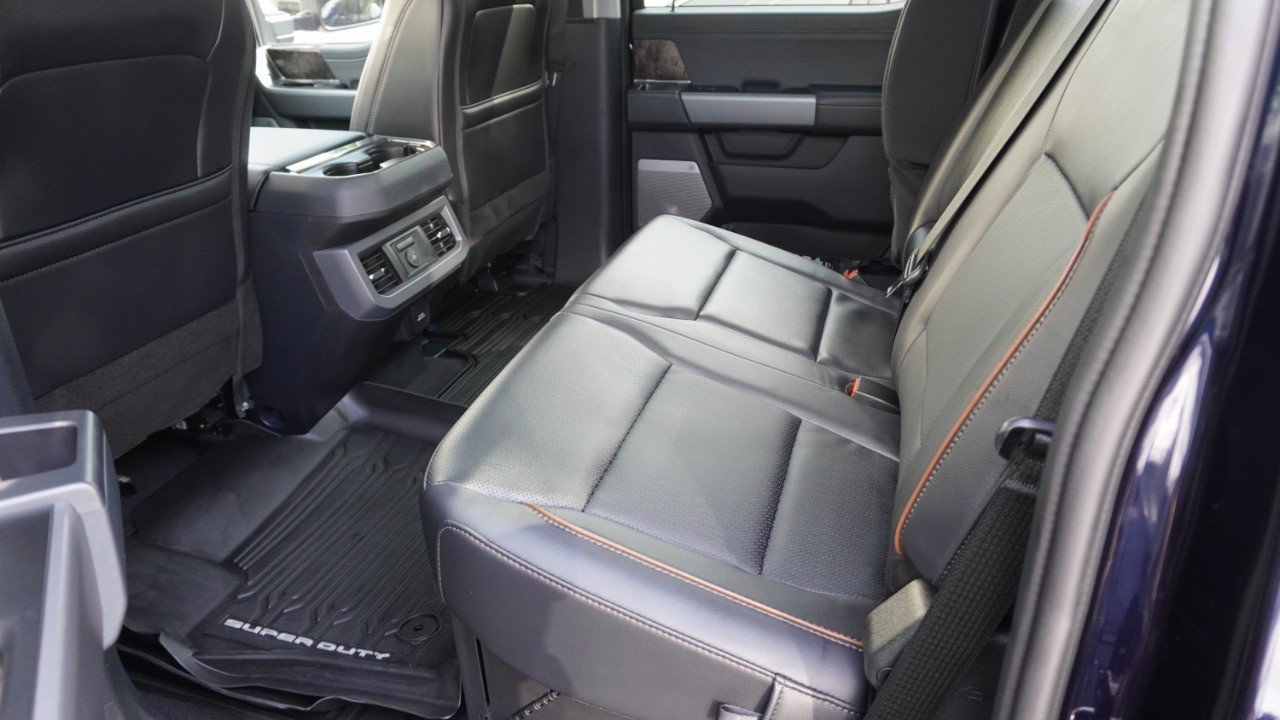 Used 2025 Ford F250 Lariat w/ Black Appearance Package AWD/4WD image 13