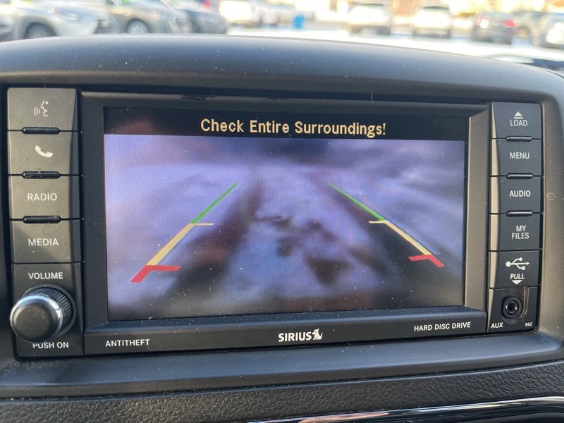 Used 2018 Dodge Grand Caravan SXT image 18