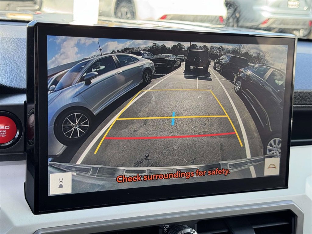 Used 2024 Toyota Tacoma TRD Off-Road image 4