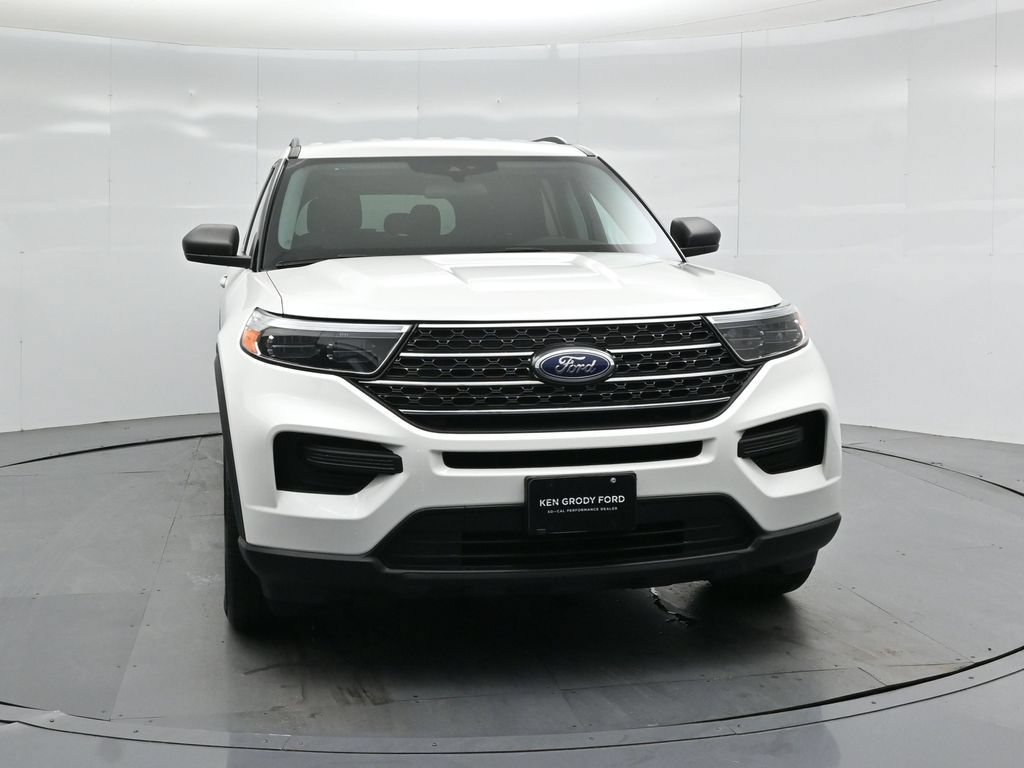 Certified 2024 Ford Explorer XLT RWD image 54
