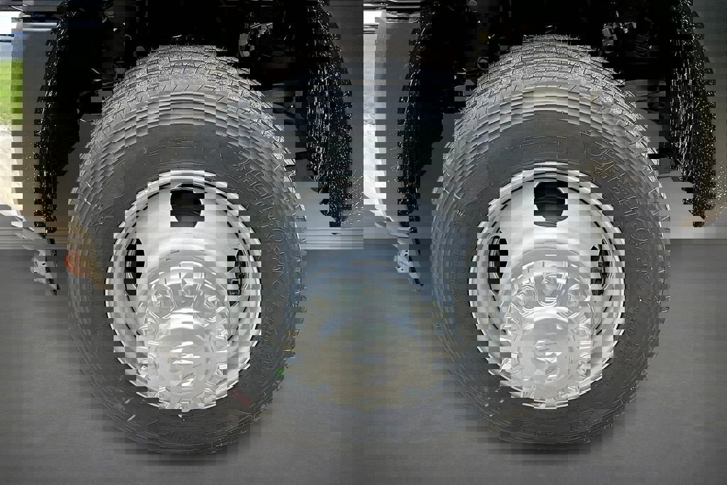 New 2025 RAM 5500 2WD Regular Cab image 11