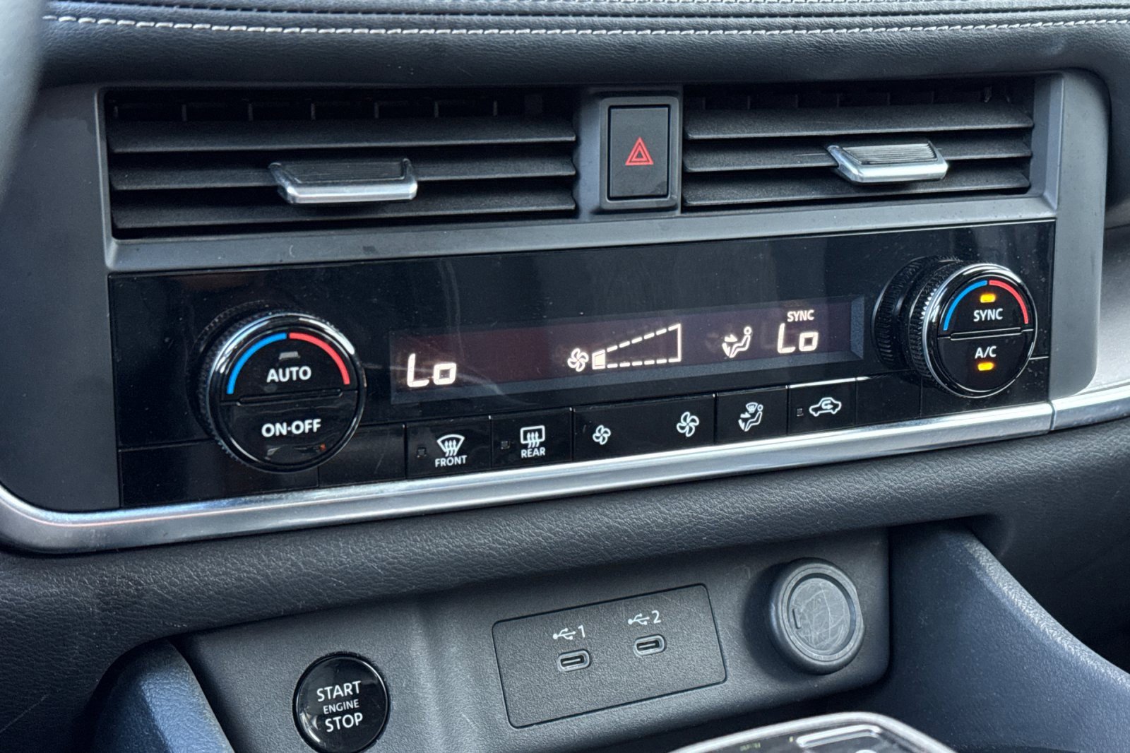 Certified 2024 Nissan Rogue SV image 23