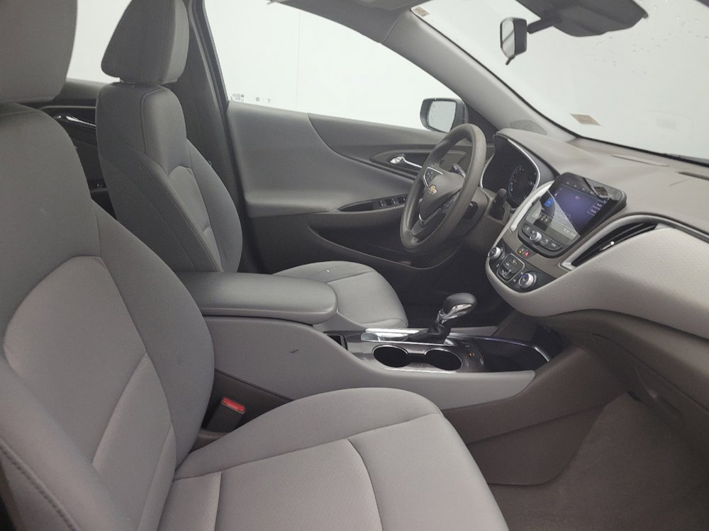 Used 2021 Chevrolet Malibu LS image 21