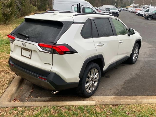 Used 2019 Toyota RAV4 Limited w/ Advanced Technology Package image 34