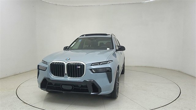 Used 2025 BMW X7 M60i image 69
