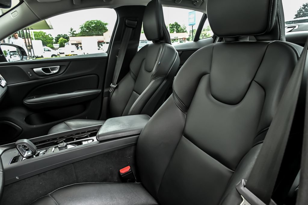 Used 2024 Volvo S60 B5 Core AWD/4WD image 16