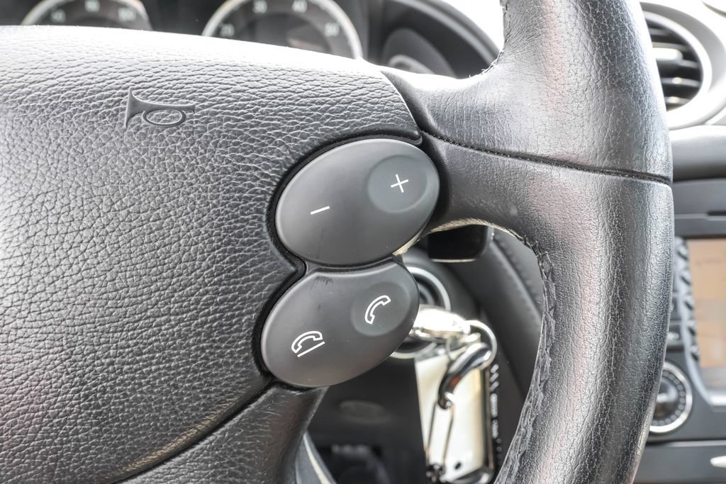 Used 2007 Mercedes-Benz SL 550 image 22