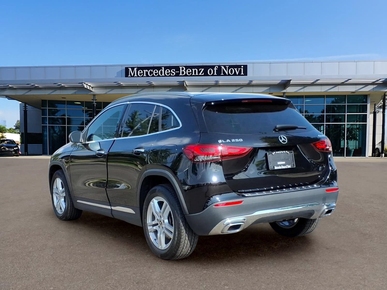 Certified 2023 Mercedes-Benz GLA 250 4MATIC image 3