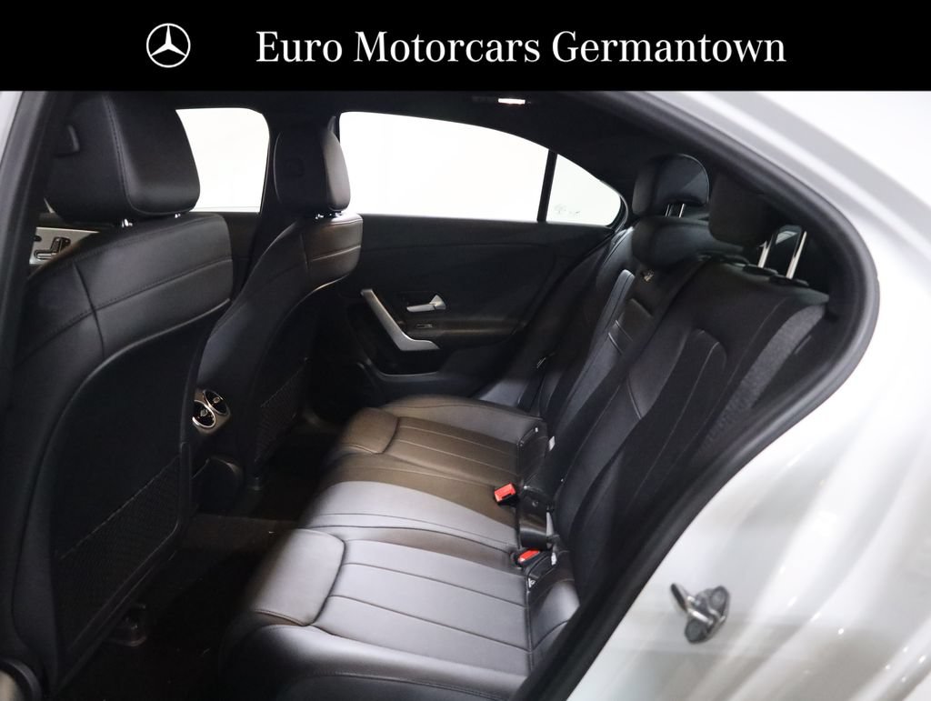 Used 2020 Mercedes-Benz A 220 4MATIC image 32