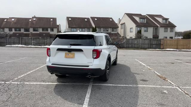Used 2022 Ford Explorer ST-Line image 46