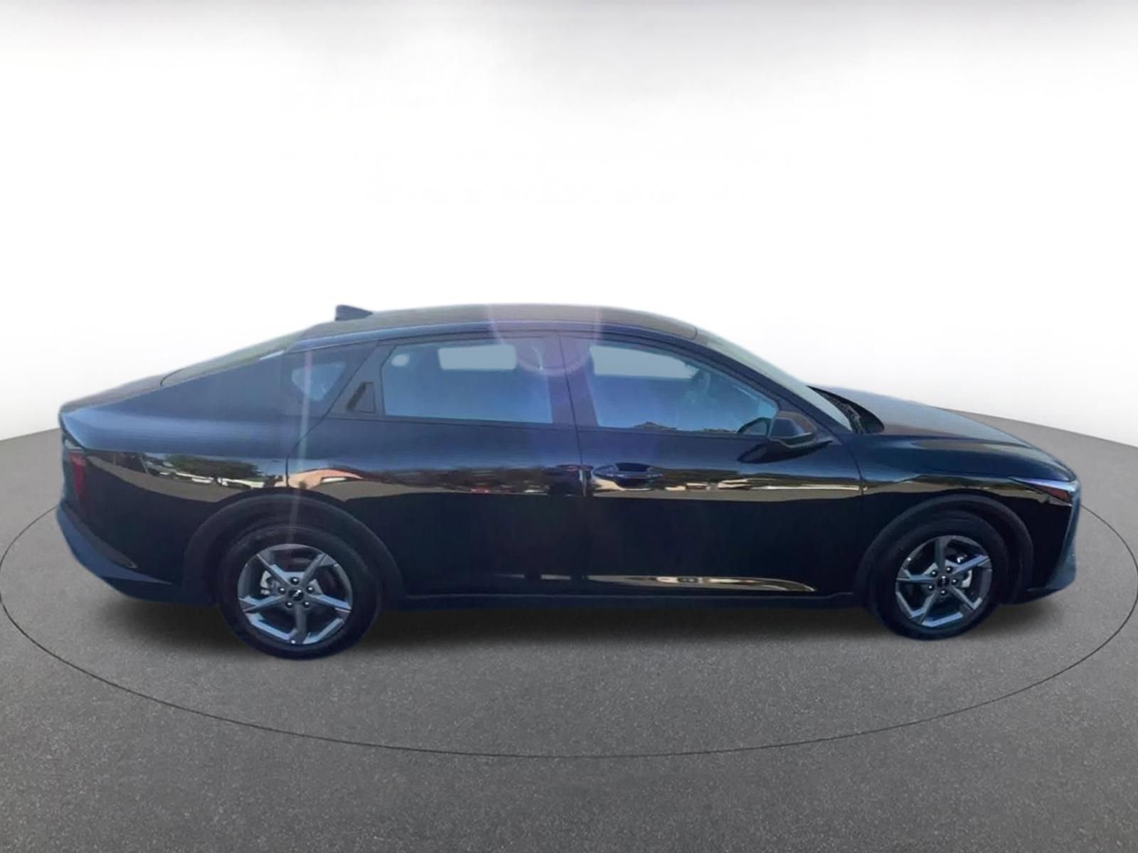 Used 2025 Kia K4 FWD image 15