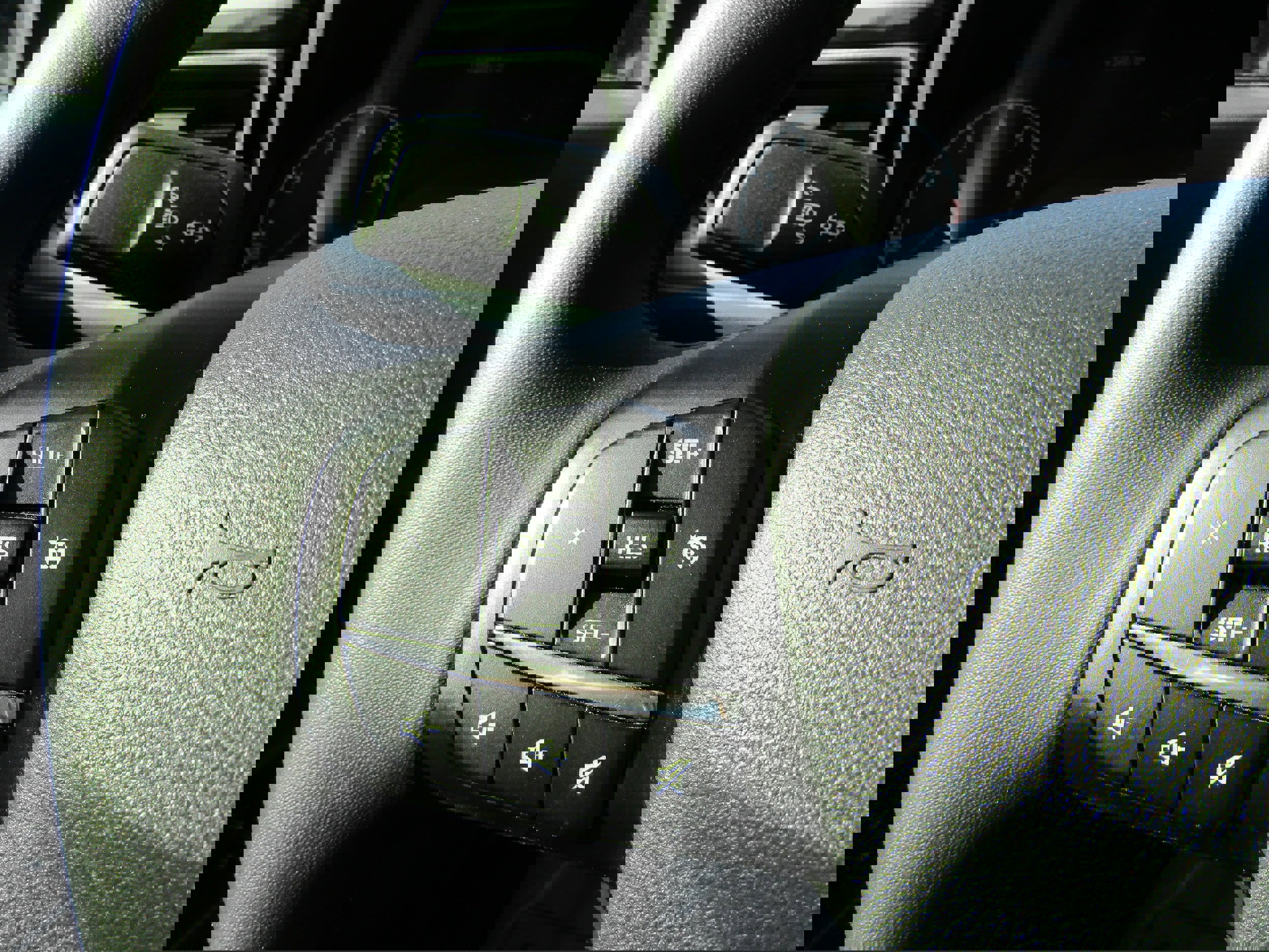 Certified 2024 Ford Maverick XLT w/ XLT Luxury Package image 26