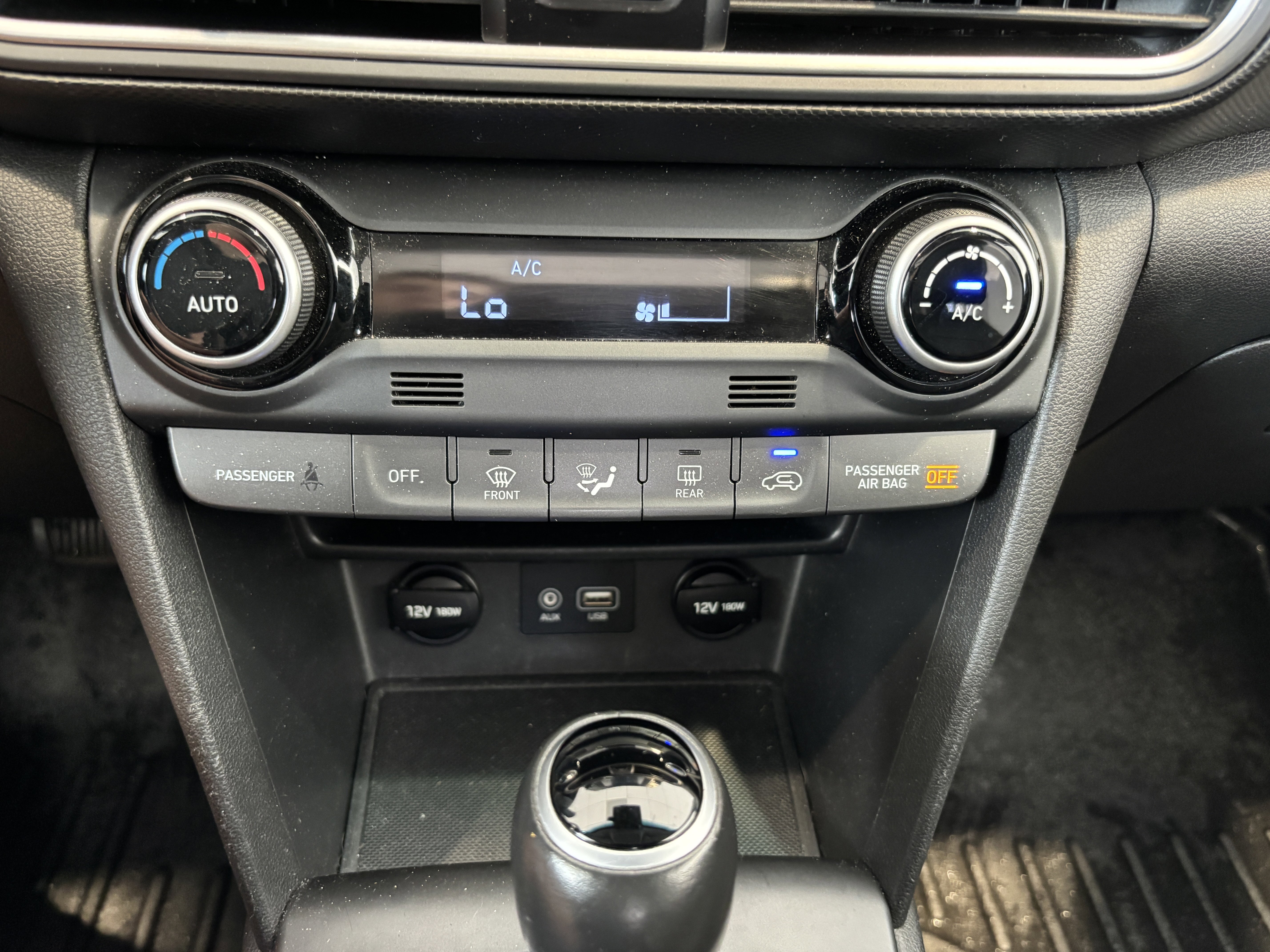 Used 2018 Hyundai Kona Limited FWD image 16