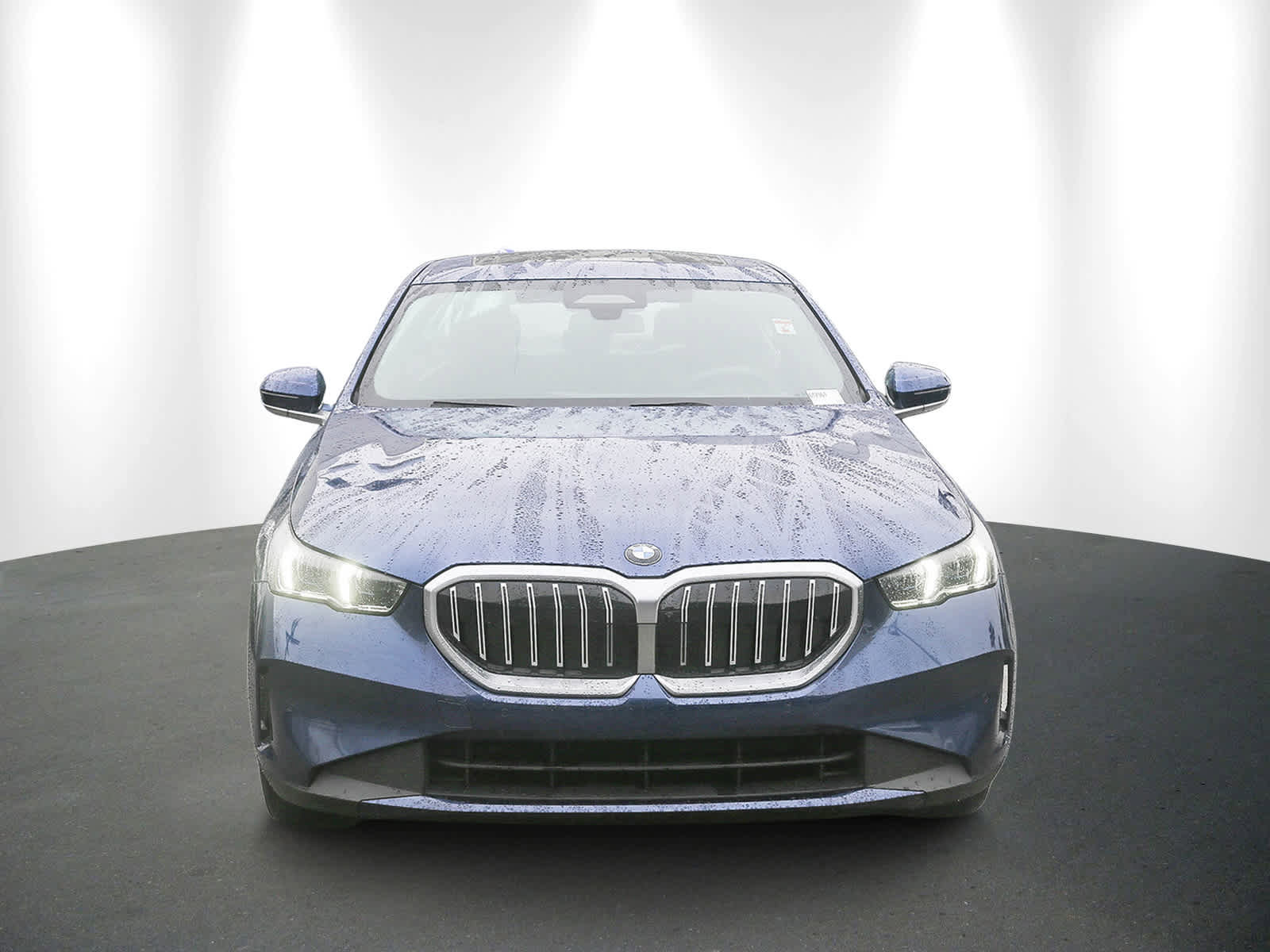 Used 2026 BMW 540i xDrive image 2