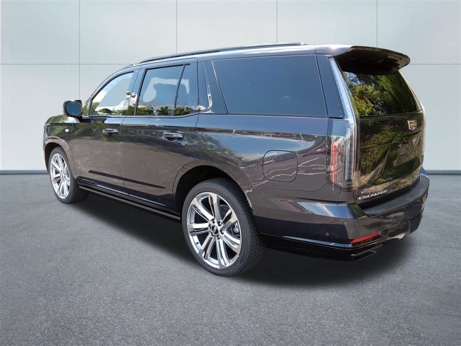 New 2026 Cadillac Escalade Platinum Sport AWD/4WD image 3