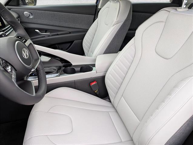 New 2026 Hyundai Elantra Limited image 24