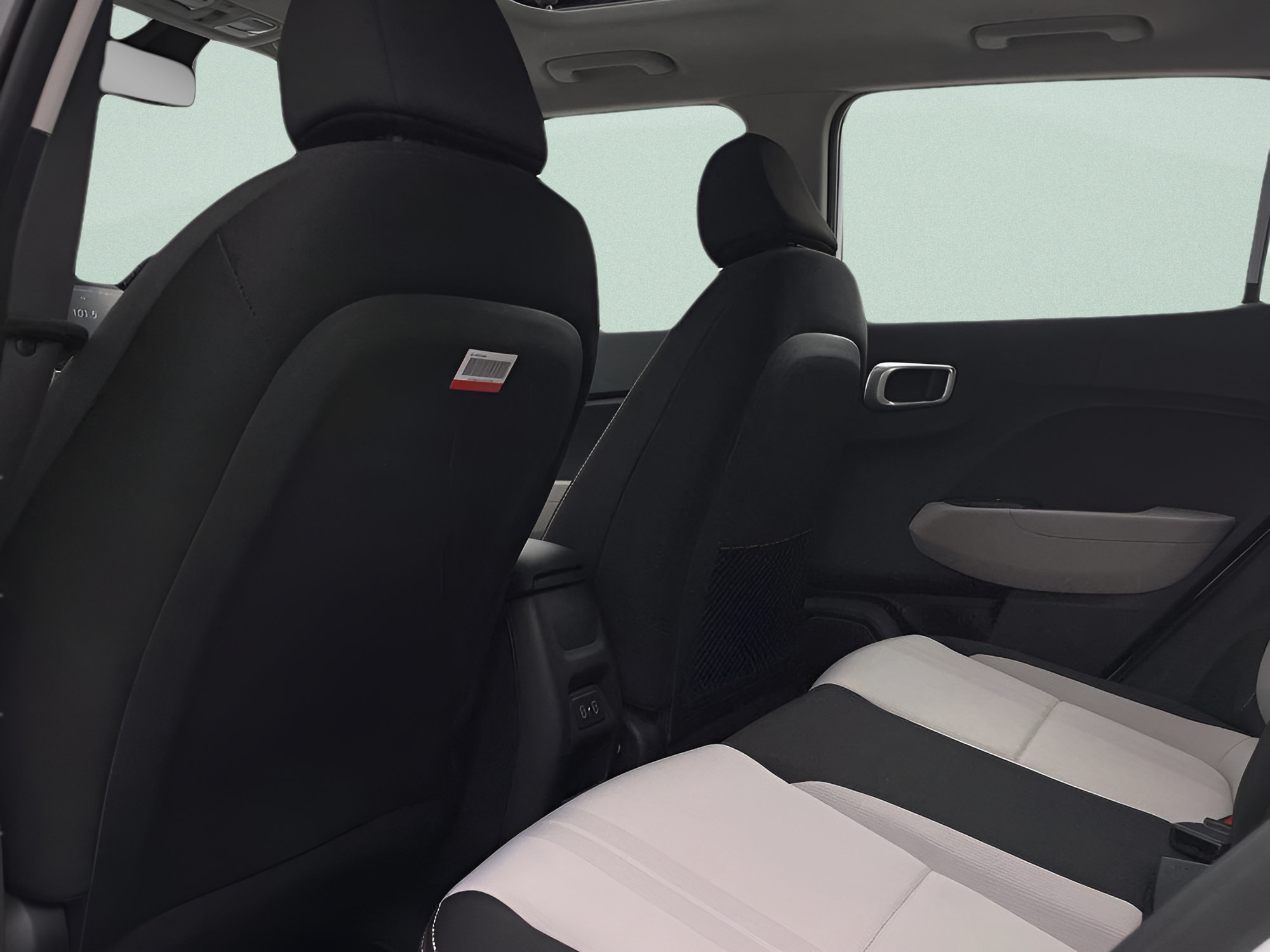 New 2026 Hyundai Venue SEL FWD image 25