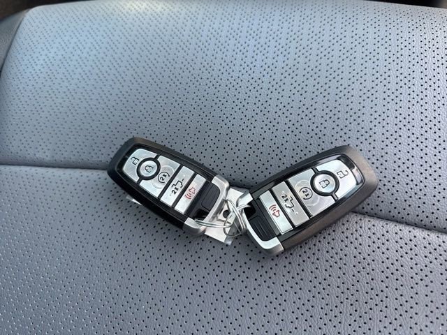 Used 2024 Ford F150 Lariat w/ FX4 Off-Road Package image 8