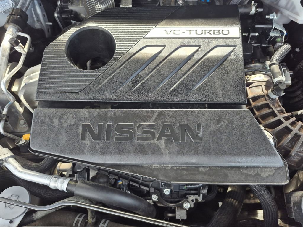 Used 2025 Nissan Rogue SV AWD/4WD image 17