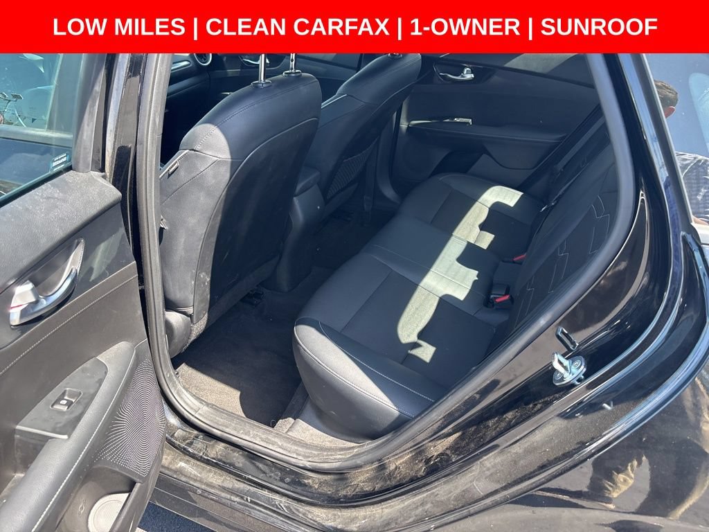 Used 2023 Kia Forte GT-Line w/ GT-Line Premium Package FWD image 5