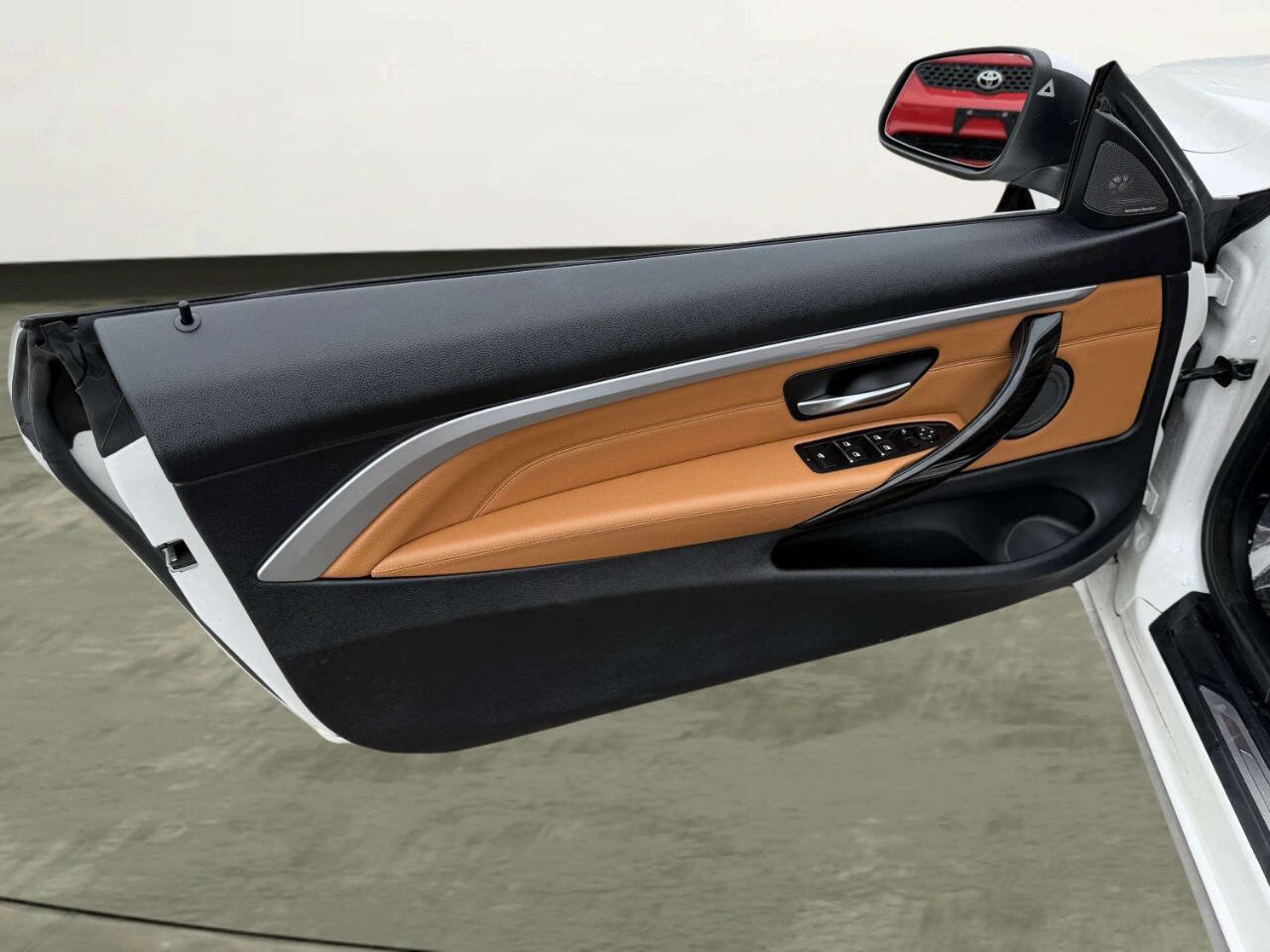 Used 2019 BMW 430i xDrive 430i xDrive AWD 2dr Convertibl w/ Convenience Package image 19