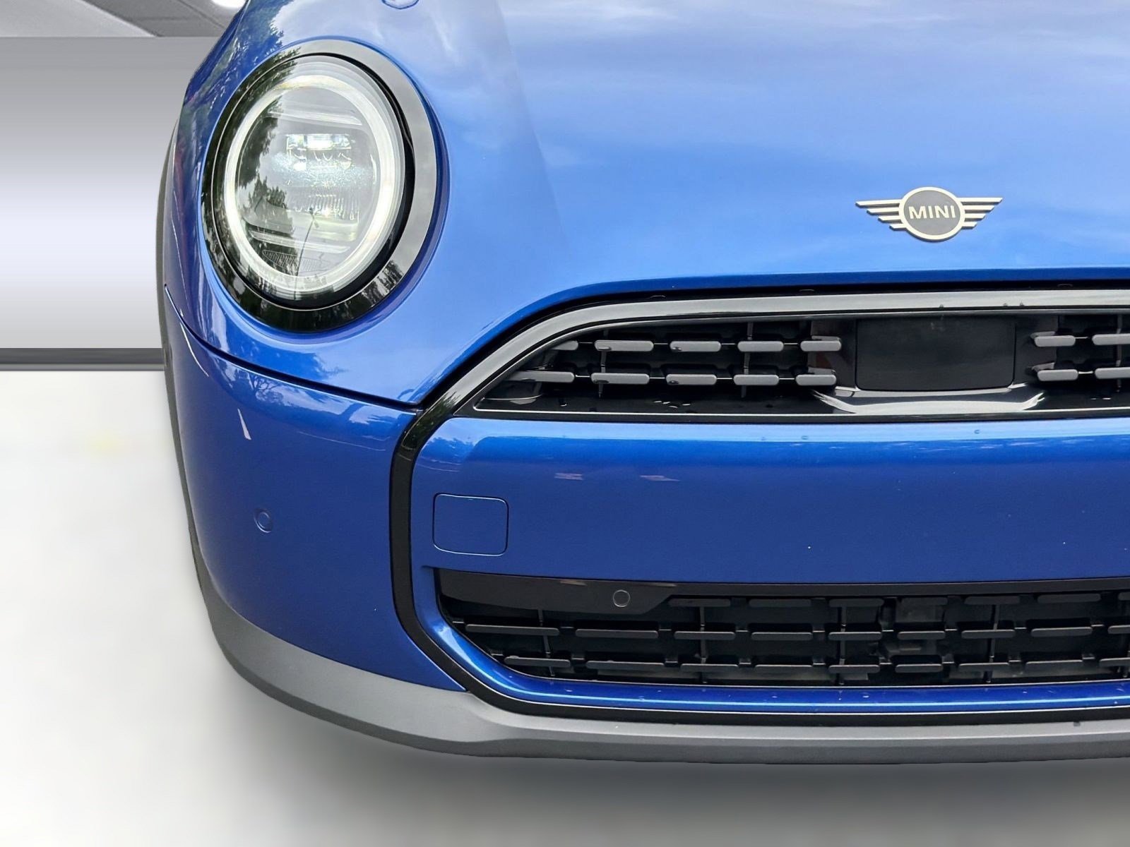 Certified 2025 MINI Cooper S FWD image 11