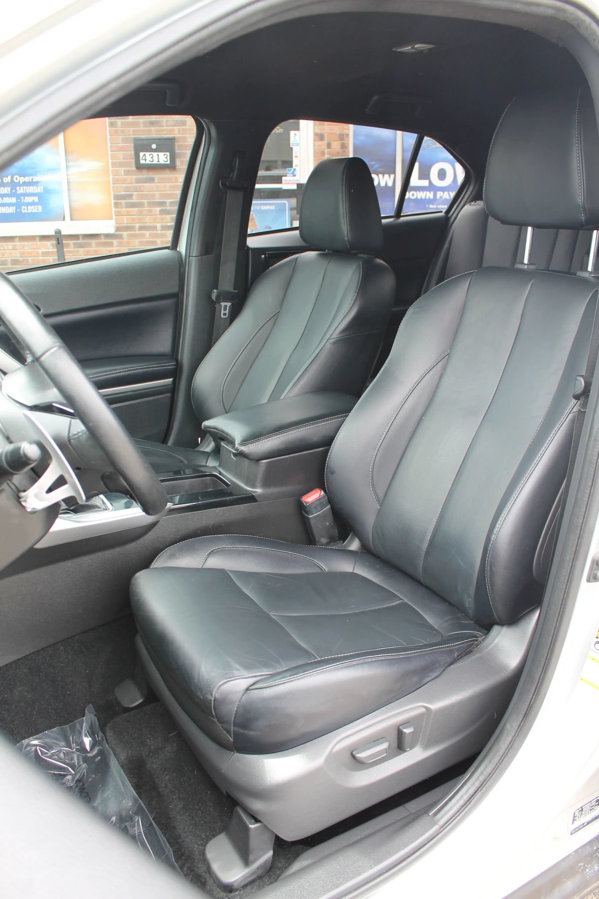 Used 2023 Mitsubishi Eclipse Cross SEL AWD/4WD image 16
