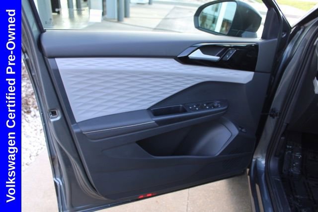 Used 2024 Volkswagen Taos S image 17