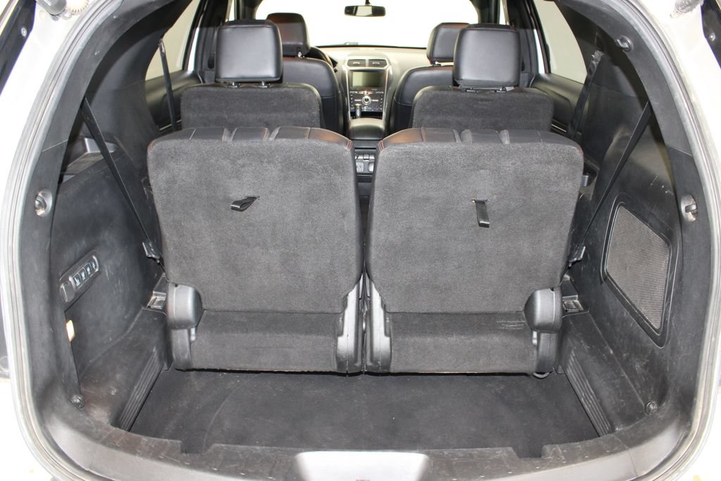 Used 2017 Ford Explorer Sport w/ Equipment Group 401A AWD/4WD image 7