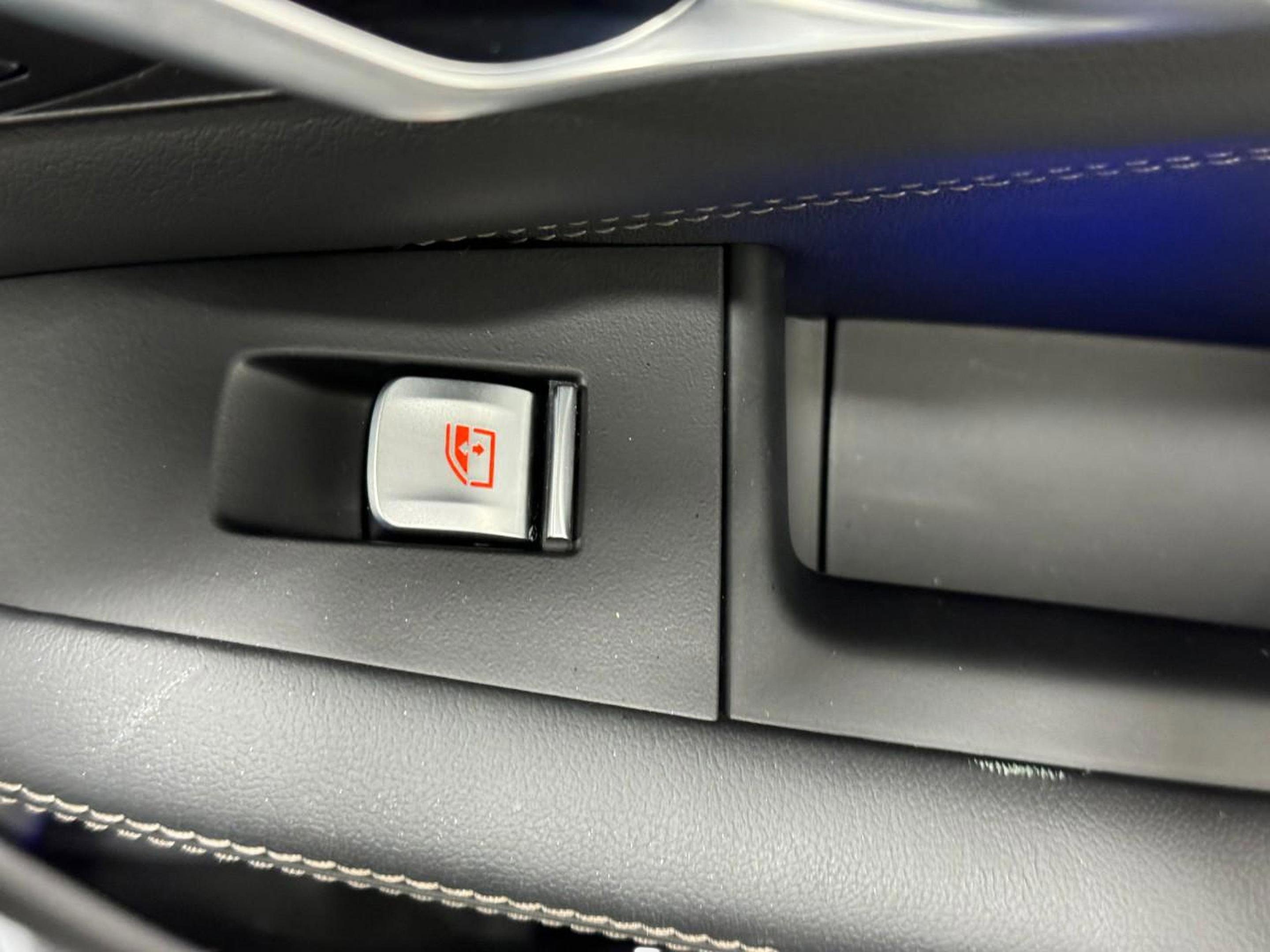 Used 2025 BMW X7 xDrive40i image 35