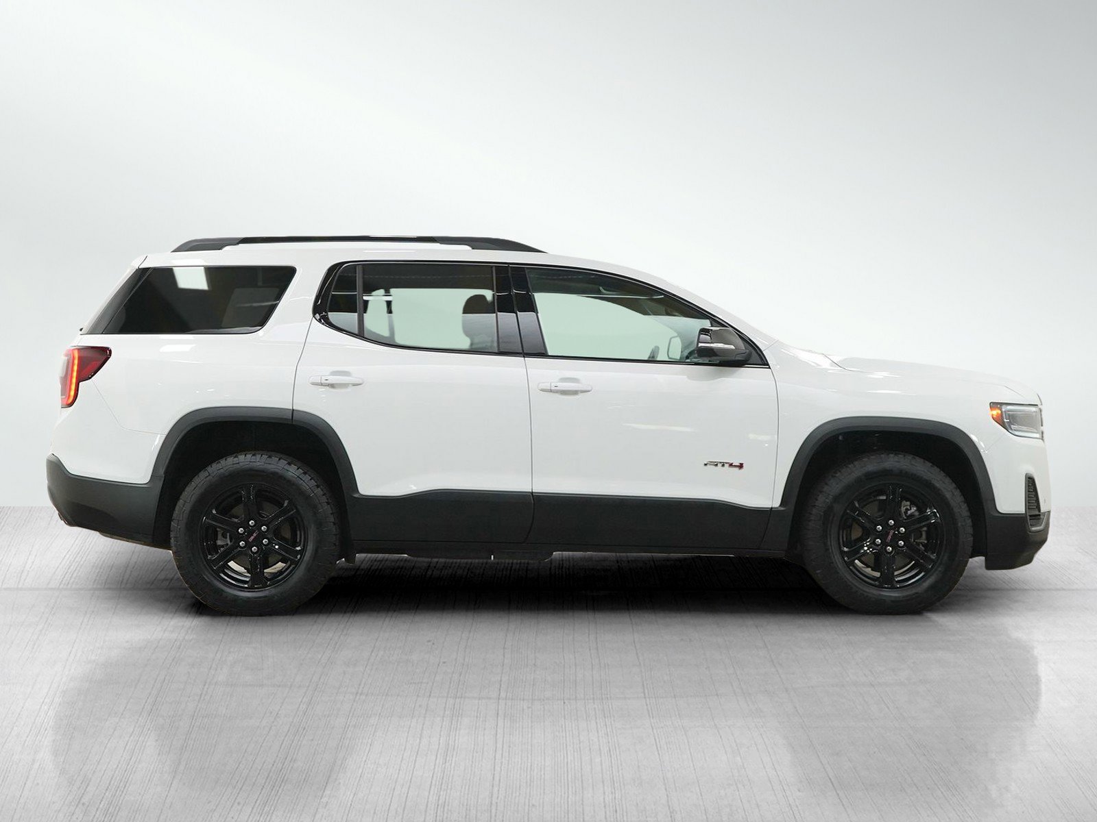 Used 2023 GMC Acadia AT4 w/ Technology Package AWD/4WD image 6