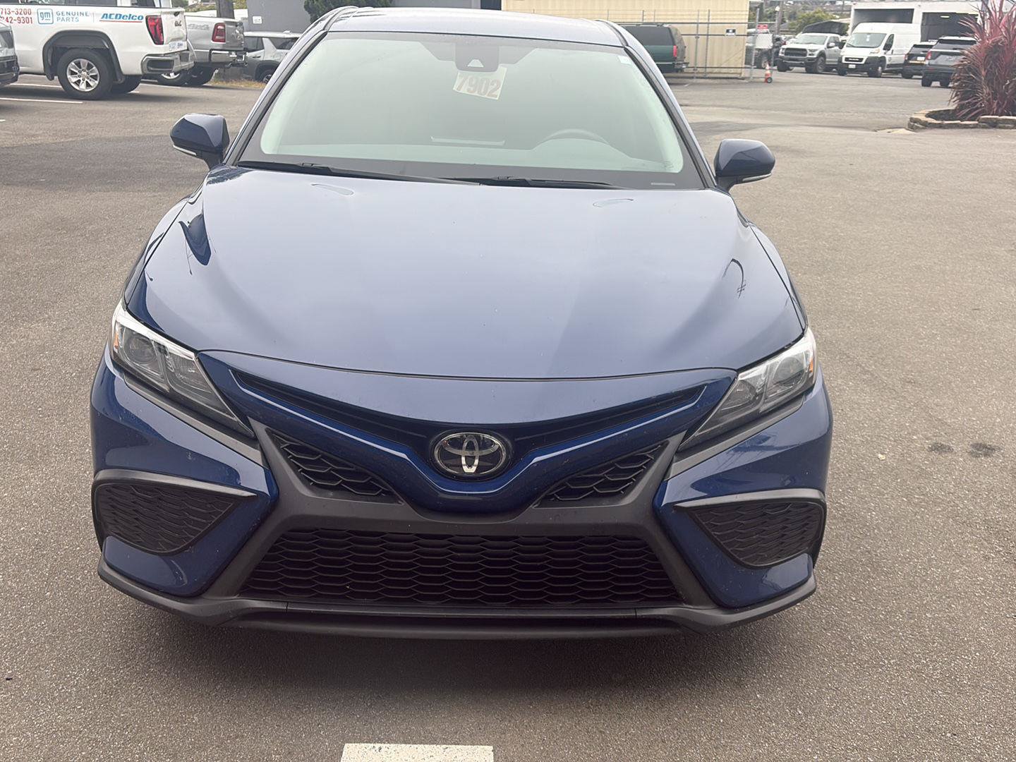 Used 2024 Toyota Camry SE FWD image 8