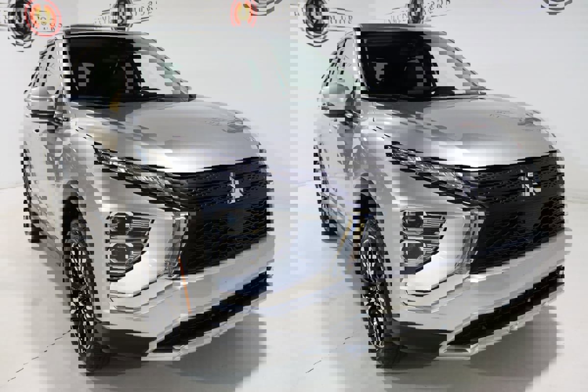 Used 2025 Mitsubishi Eclipse Cross SE image 18