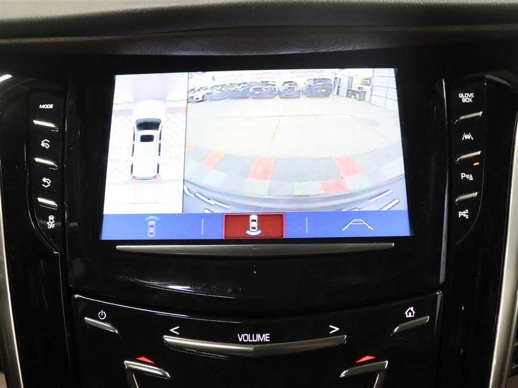 Used 2020 Cadillac Escalade ESV Luxury w/ LPO, Radiant Package AWD/4WD image 40