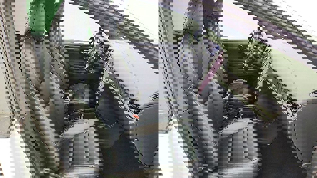 Used 2020 Tesla Model X Performance image 28