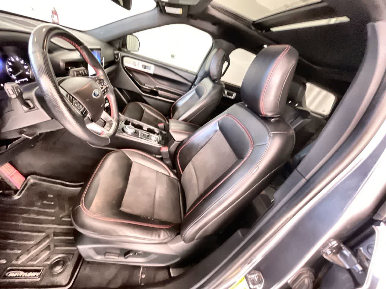 Used 2022 Ford Explorer ST-Line AWD/4WD image 11