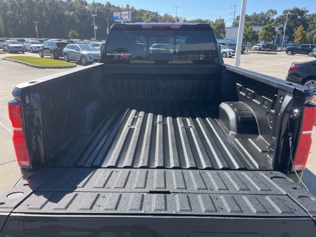 New 2026 Chevrolet Silverado 2500 LTZ w/ LTZ Plus Package AWD/4WD image 9