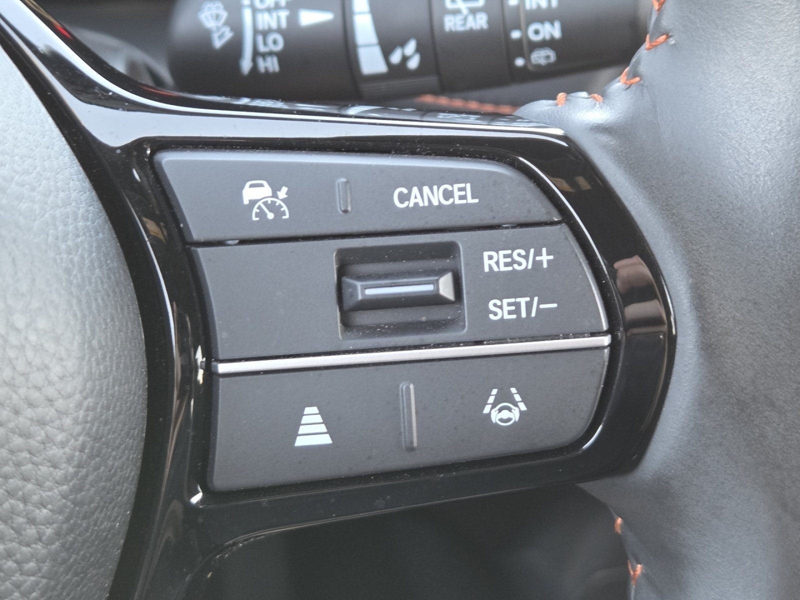 Used 2024 Honda HR-V Sport image 6
