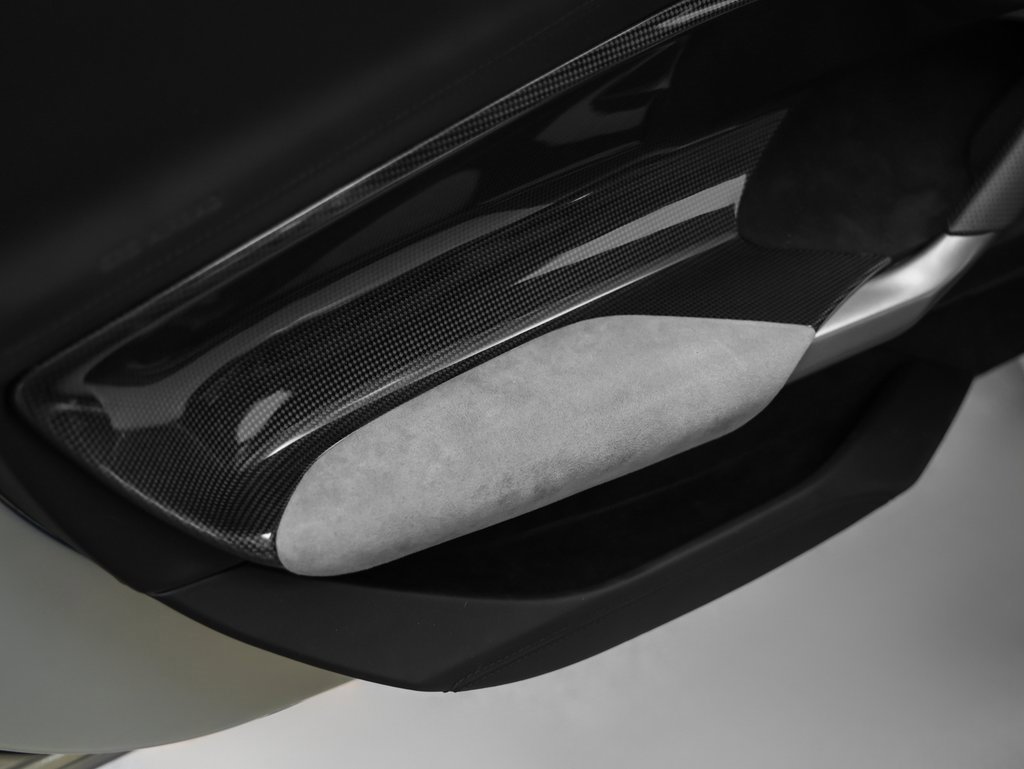 Used 2023 Ferrari 296 GTS image 81